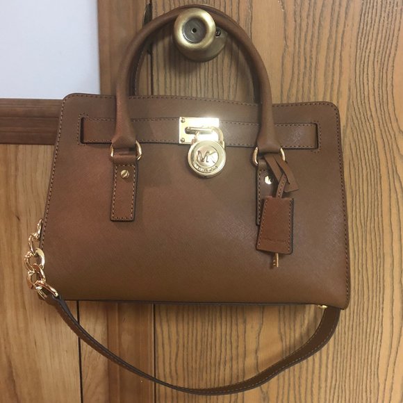 Michael Kors Handbags - NWOT MICHAEL KORS Medium Hamilton in Gold Luggage